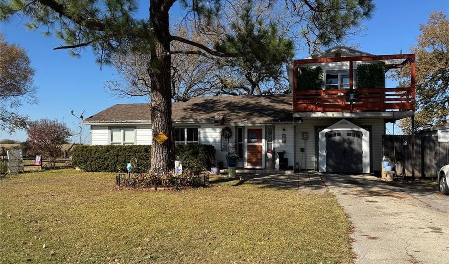 210 Davis Ranch Rd, Alvarado, TX 76009 - 5 Beds, 2 Bath