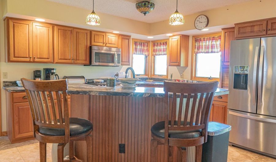 11705 J Ave, Aplington, IA 50604 - 3 Beds, 3 Bath