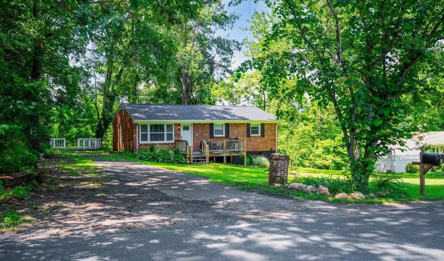 387 Stage Rd, Amherst, VA 24521 - 3 Beds, 1 Bath