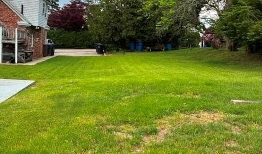 3 Waumsett Ave, Cumberland, RI 02864 - 0 Beds, 0 Bath