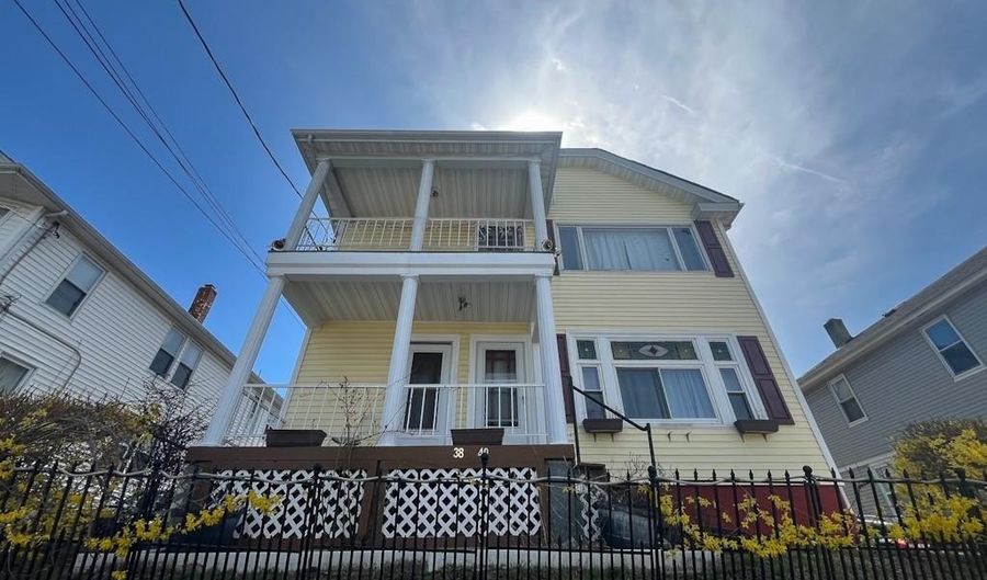 40 Butler Ave, Central Falls, RI 02863 - 6 Beds, 2 Bath