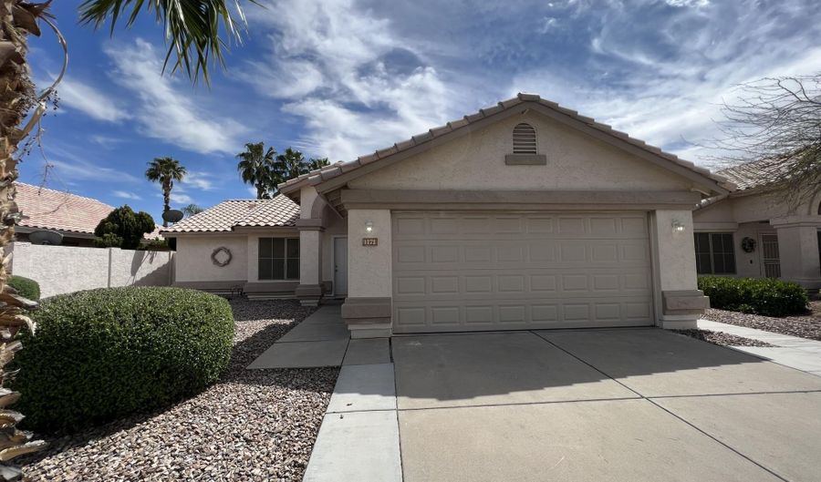 1171 W GOLDFINCH Way, Chandler, AZ 85286 - 3 Beds, 2 Bath