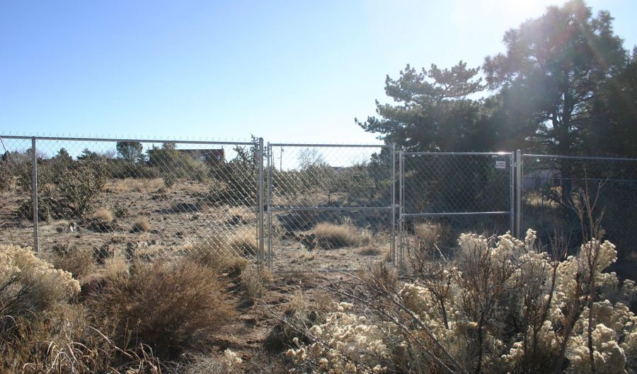 11208 Anaheim Ave NE, Albuquerque, NM 87122 - 0 Beds, 0 Bath