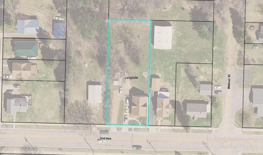 216 2ND Ave, Antigo, WI 54409 - 3 Beds, 2 Bath