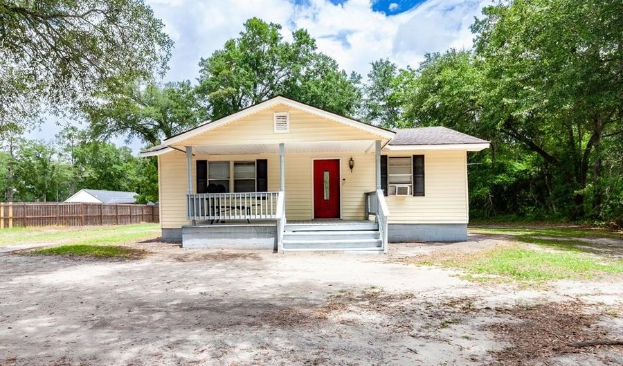 2007 Vada Rd, Bainbridge, GA 39817 - 3 Beds, 1 Bath