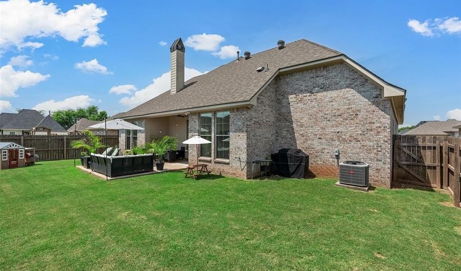 502 Hempstead Cir, Benton, LA 71006 - 4 Beds, 2 Bath