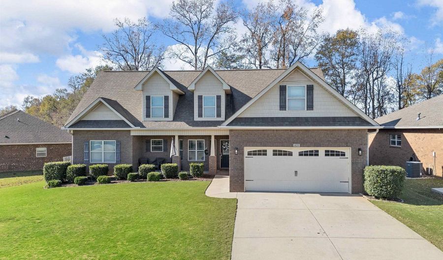 421 Slate Dr, Boiling Springs, SC 29316 - 4 Beds, 3 Bath