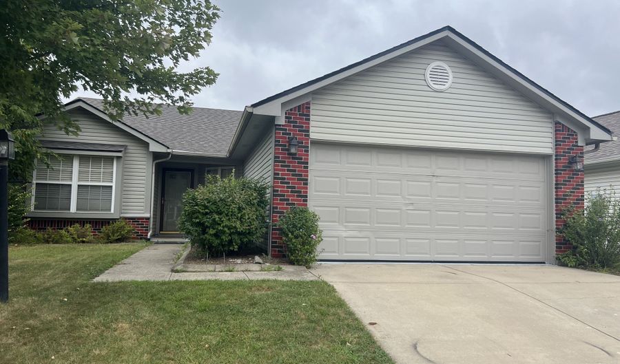1470 Kincannon Ln, Indianapolis, IN 46217 - 3 Beds, 2 Bath