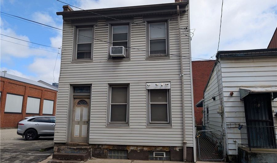 1321 1323 Bingham St, Airville, PA 15203 - 4 Beds, 3 Bath
