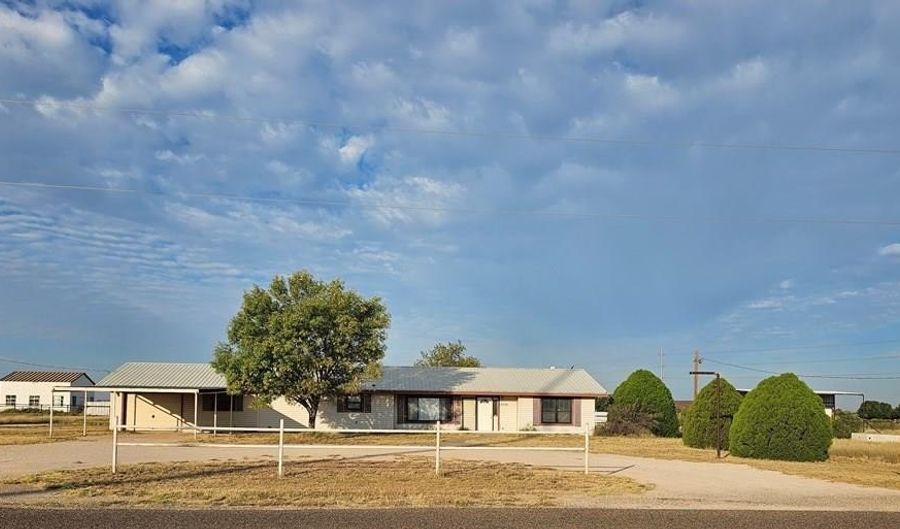 2725 NW 201, Andrews, TX 79714 - 3 Beds, 2 Bath