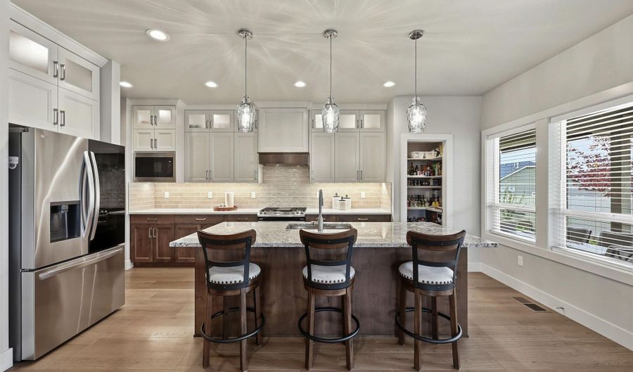 13949 Dominari St, Caldwell, ID 83607 - 3 Beds, 3 Bath