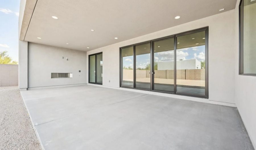 5768 E Rancho Caliente Dr, Cave Creek, AZ 85331 - 4 Beds, 5 Bath