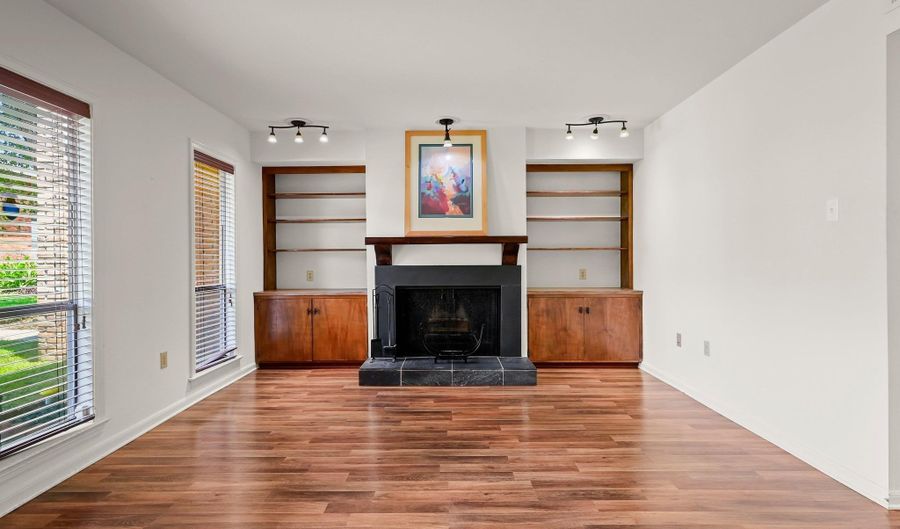 5645 Riverstone Dr, Baton Rouge, LA 70820 - 2 Beds, 3 Bath