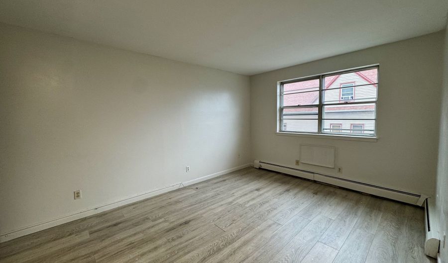 145 Cowles St C2, Bridgeport, CT 06607 - 1 Beds, 1 Bath