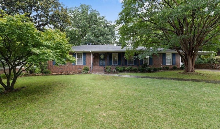 316 CRESTVIEW Rd, Anniston, AL 36207 - 3 Beds, 2 Bath