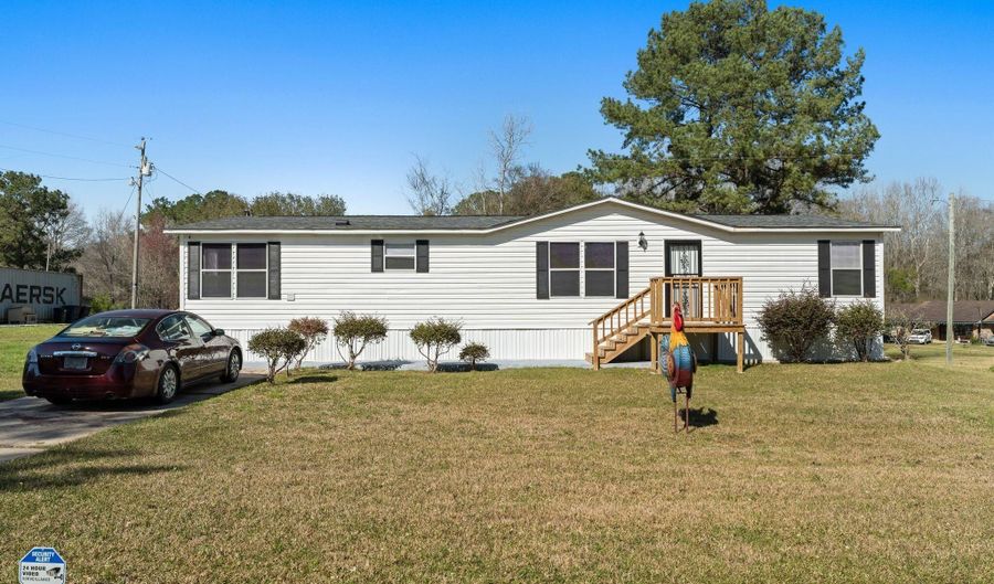 73 Mcleod Ln, Bassfield, MS 39421 - 3 Beds, 2 Bath