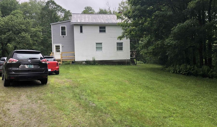 600 Bog Rd, Belvidere Center, VT 05442 - 3 Beds, 3 Bath