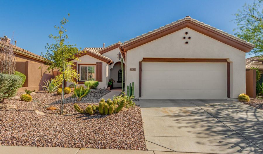 41341 N LAUREL VALLEY Ct, Anthem, AZ 85086 - 2 Beds, 2 Bath