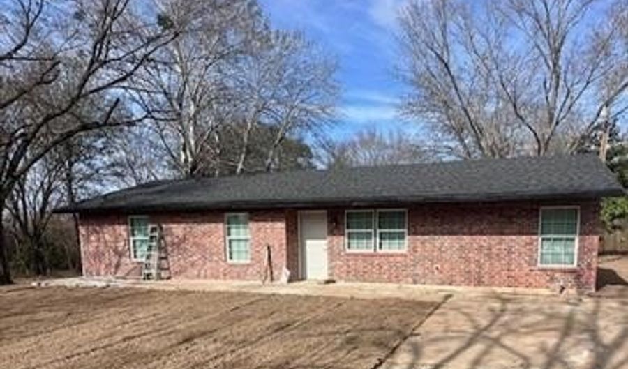1624 W Woodcraft Rd, Bennington, OK 74723 - 4 Beds, 2 Bath