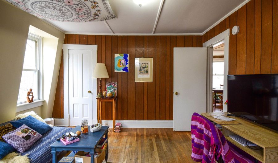 235 Elm St, Bennington, VT 05201 - 6 Beds, 3 Bath
