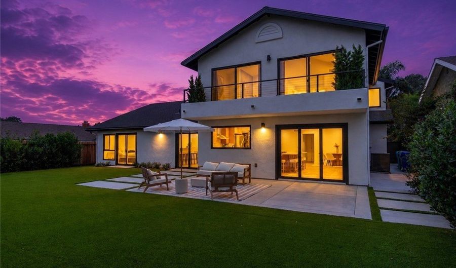 13297 Portofino, Del Mar, CA 92014 - 5 Beds, 4 Bath