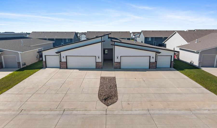 5287 N Toben, Bel Aire, KS 67226 - 0 Beds, 0 Bath