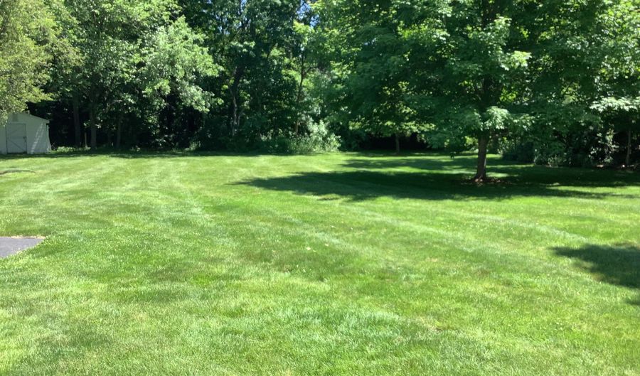 668 Huckleberry Hill Rd, Avon, CT 06001 - 1 Beds, 1 Bath