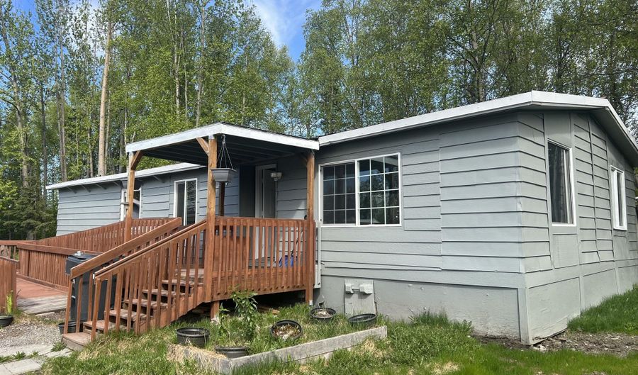 2221 Muldoon Rd 524, Anchorage, AK 99504 - 4 Beds, 2 Bath