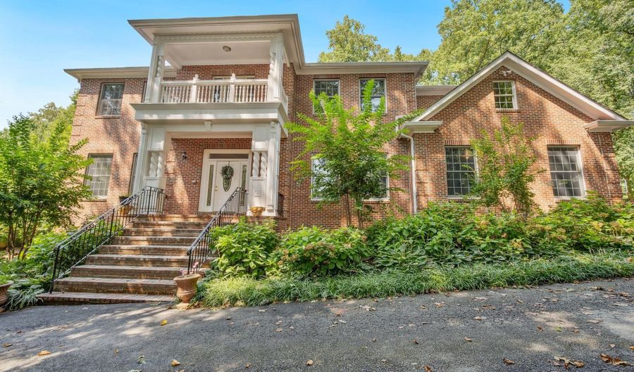 3905 HUMMER, Annandale, VA 22003 - 7 Beds, 7 Bath