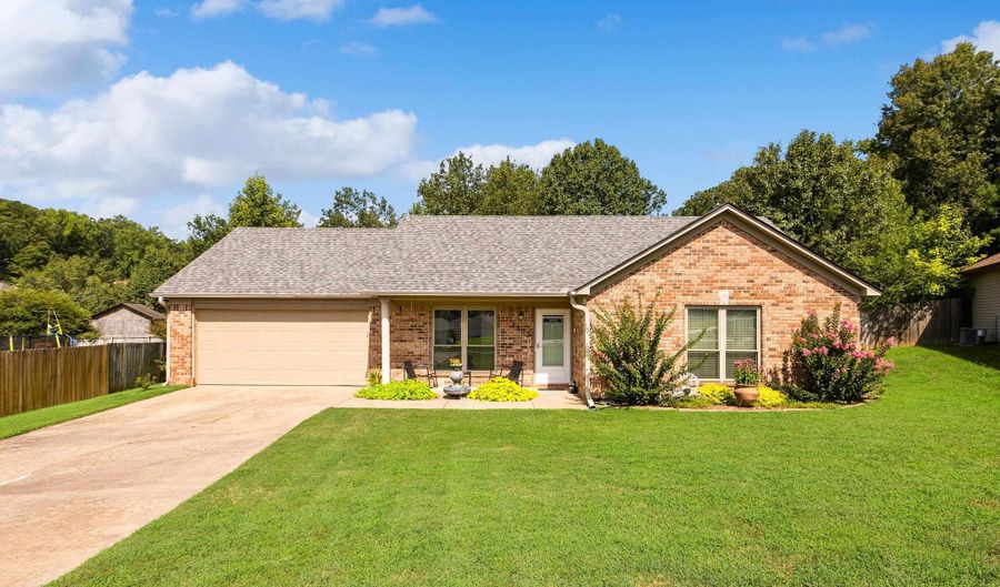 1403 Overview Cv, Benton, AR 72015 - 3 Beds, 2 Bath