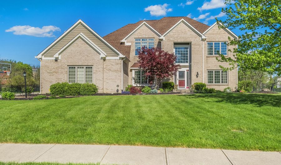 5765 Coopers Hawk Dr, Carmel, IN 46033 - 5 Beds, 5 Bath