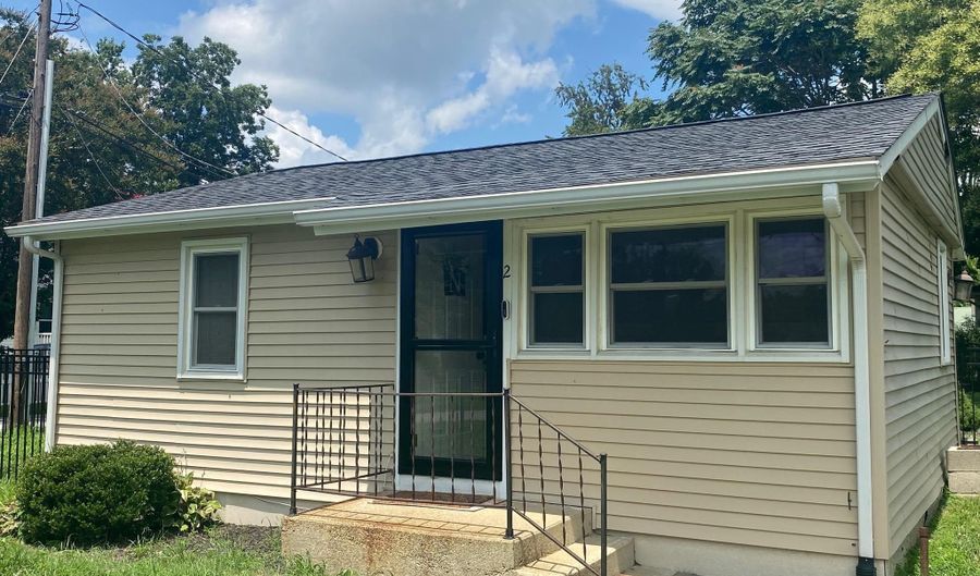 2 OAK St, Bridgeville, DE 19933 - 2 Beds, 1 Bath