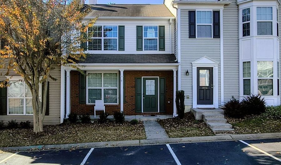 1078 Prestwyck Ct, Alpharetta, GA 30004 - 2 Beds, 2 Bath