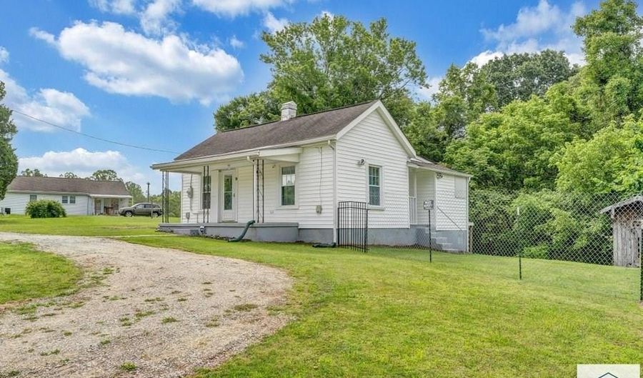 47 Young Ave, Bassett, VA 24055 - 2 Beds, 1 Bath
