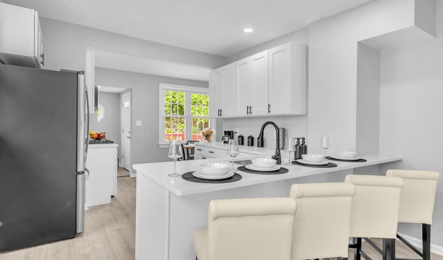 6016 SEFTON Ave, Baltimore, MD 21214 - 4 Beds, 3 Bath