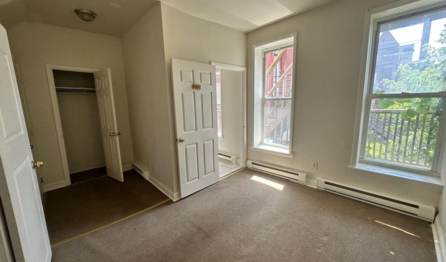 72 Bassett St, Albany, NY 12202 - 3 Beds, 3 Bath
