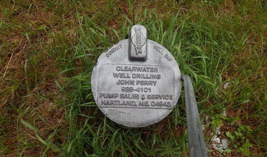 17 W Birch Ln, Beaver Cove, ME 04441 - 2 Beds, 1 Bath