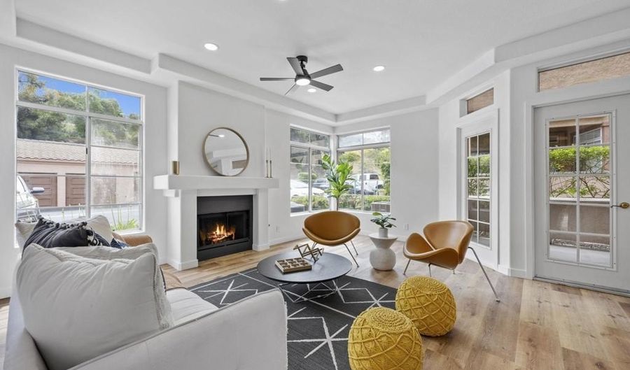 3581 Cameo Dr 35, Oceanside, CA 92056 - 2 Beds, 2 Bath