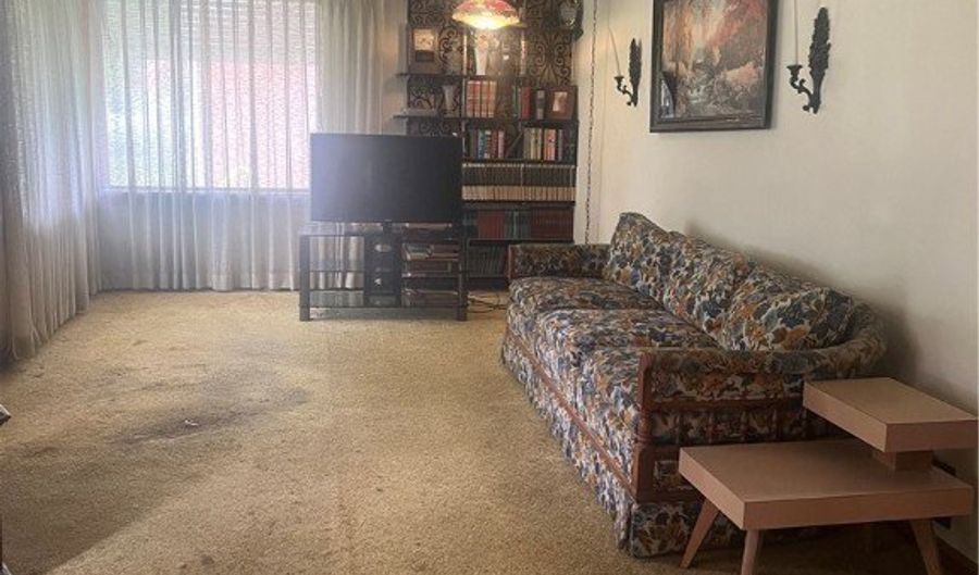 2517 W 8th St, Ashtabula, OH 44004 - 2 Beds, 1 Bath