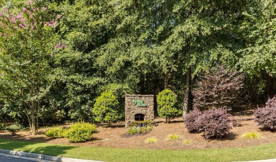 337 Ascot Dr, Aiken, SC 29803 - 3 Beds, 3 Bath