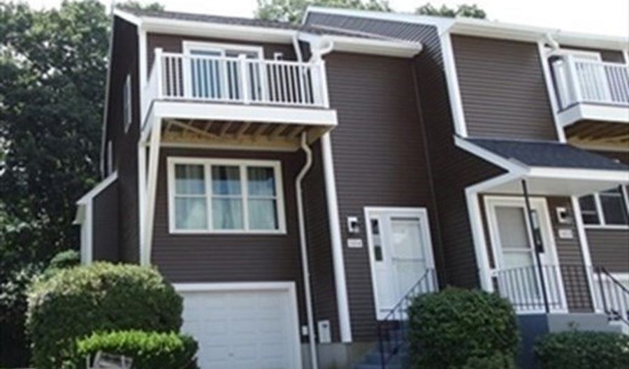 101 South Ave 504, Attleboro, MA 02703 - 2 Beds, 2 Bath