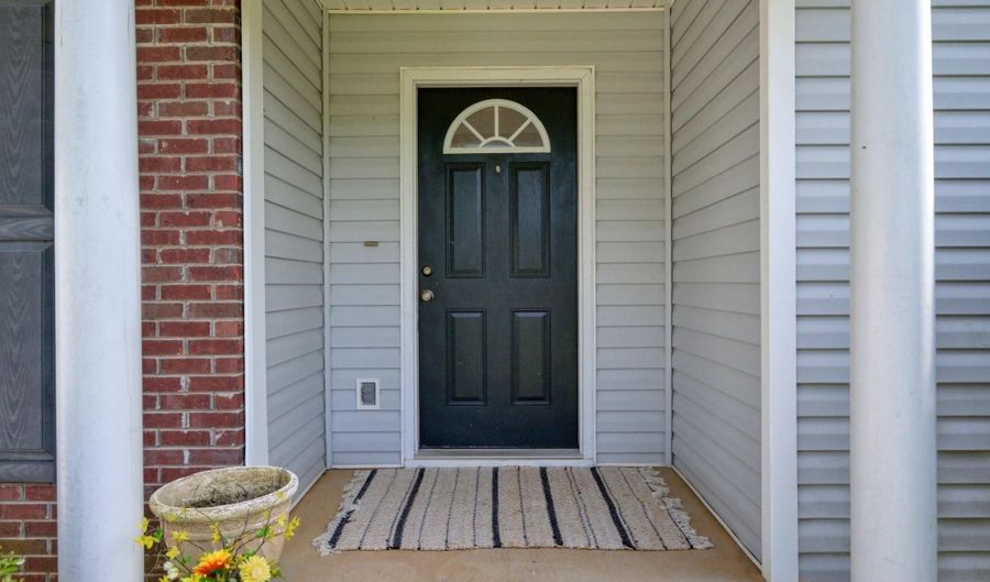 506 BERNARD COUCH Dr, Anniston, AL 36207 - 3 Beds, 2 Bath