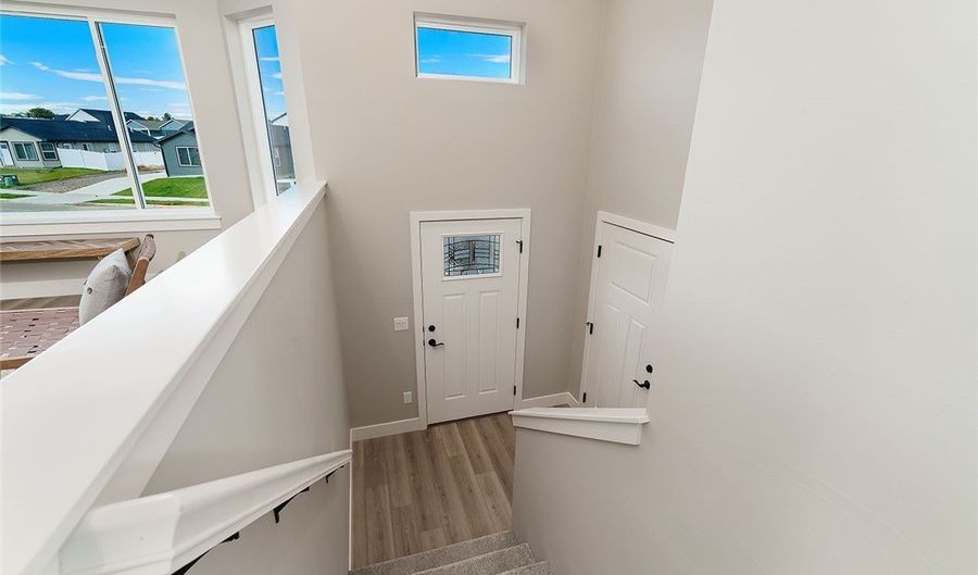 419 Montecito Ave, Billings, MT 59105 - 2 Beds, 2 Bath