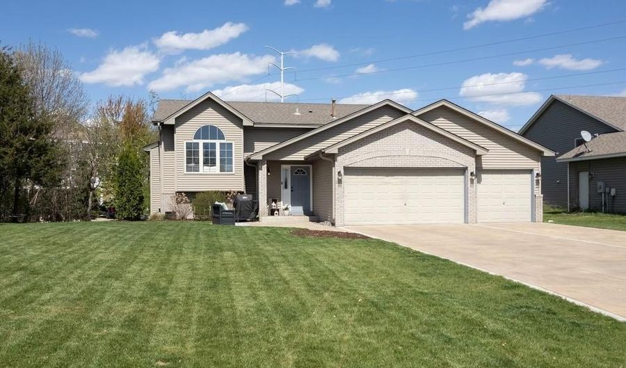 1665 155th Ave NW, Andover, MN 55304 - 4 Beds, 2 Bath