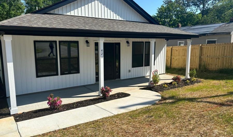 421 Valentine St, Anderson, SC 29624 - 3 Beds, 2 Bath