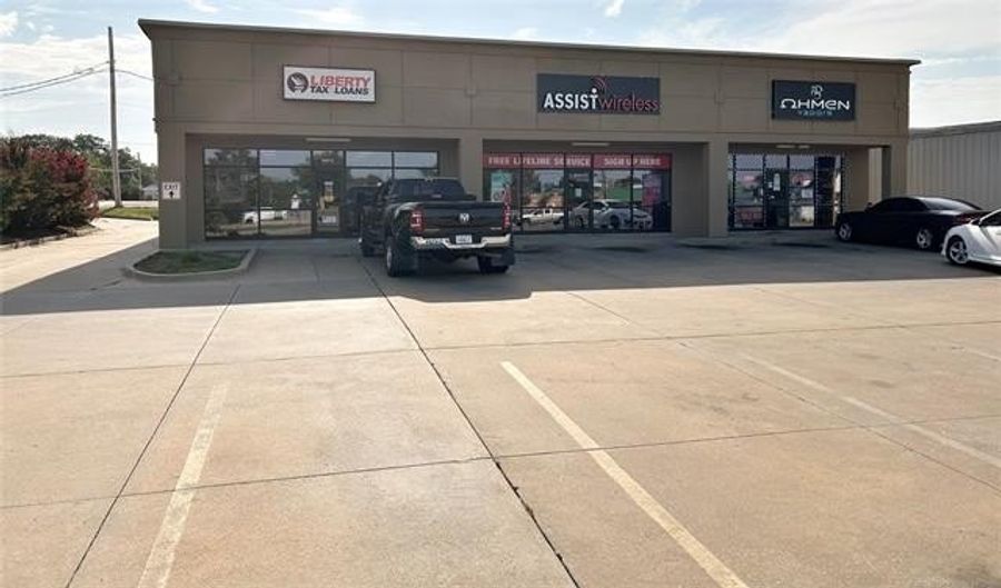200 SE Washington Blvd, Bartlesville, OK 74006 - 0 Beds, 0 Bath