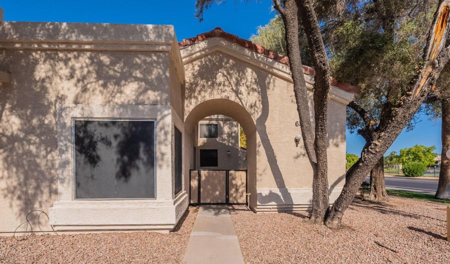 1111 W SUMMIT Pl 62, Chandler, AZ 85224 - 2 Beds, 2 Bath