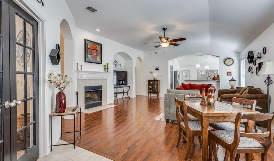 1617 Black Maple Dr, Anna, TX 75409 - 3 Beds, 2 Bath