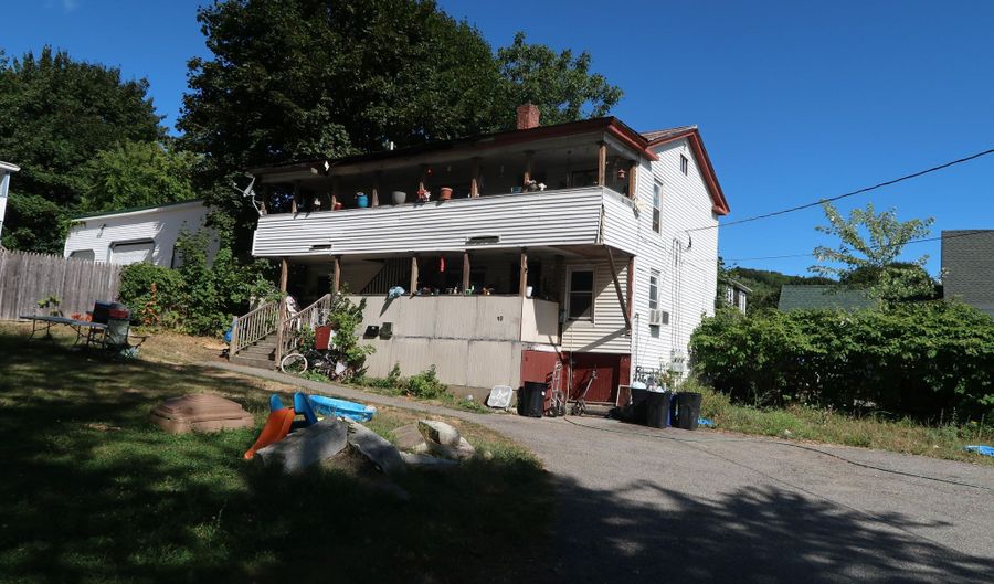 19 Cumberland St, Augusta, ME 04330 - 0 Beds, 2 Bath