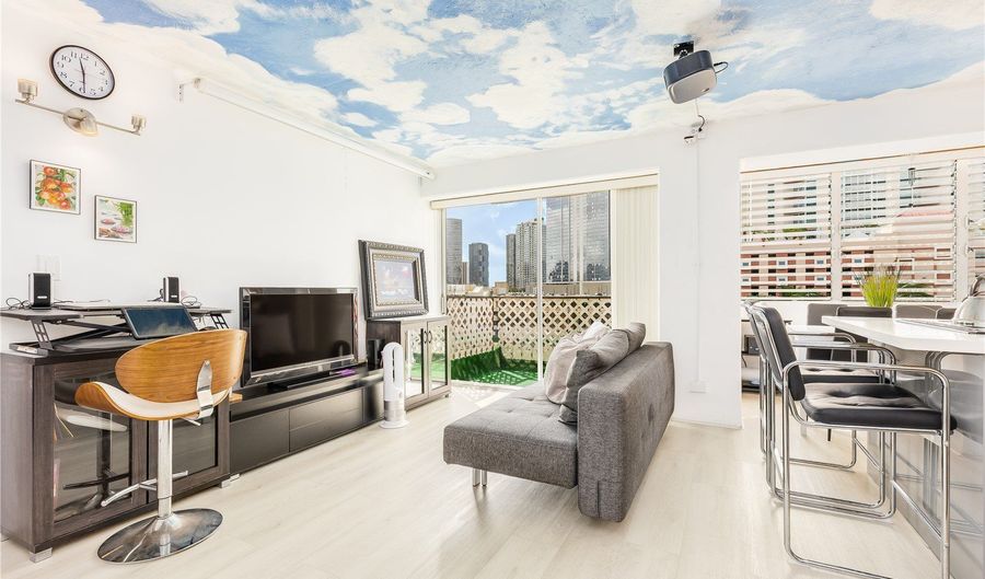 818 S King St 707, Honolulu, HI 96813 - 1 Beds, 1 Bath